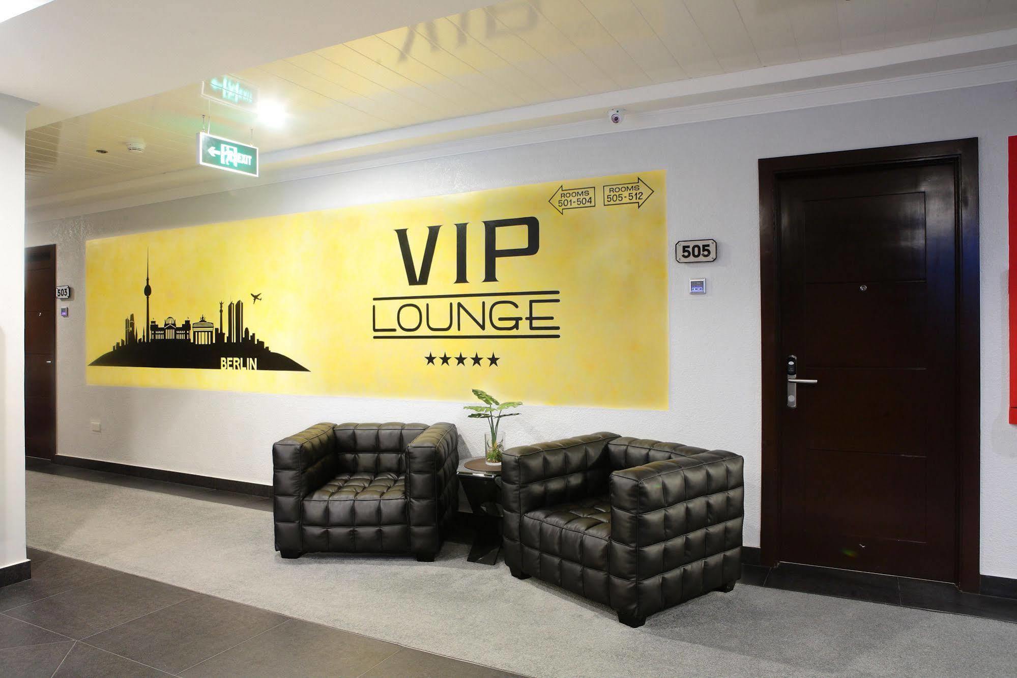 Queens Hotel Angeles City Εξωτερικό φωτογραφία